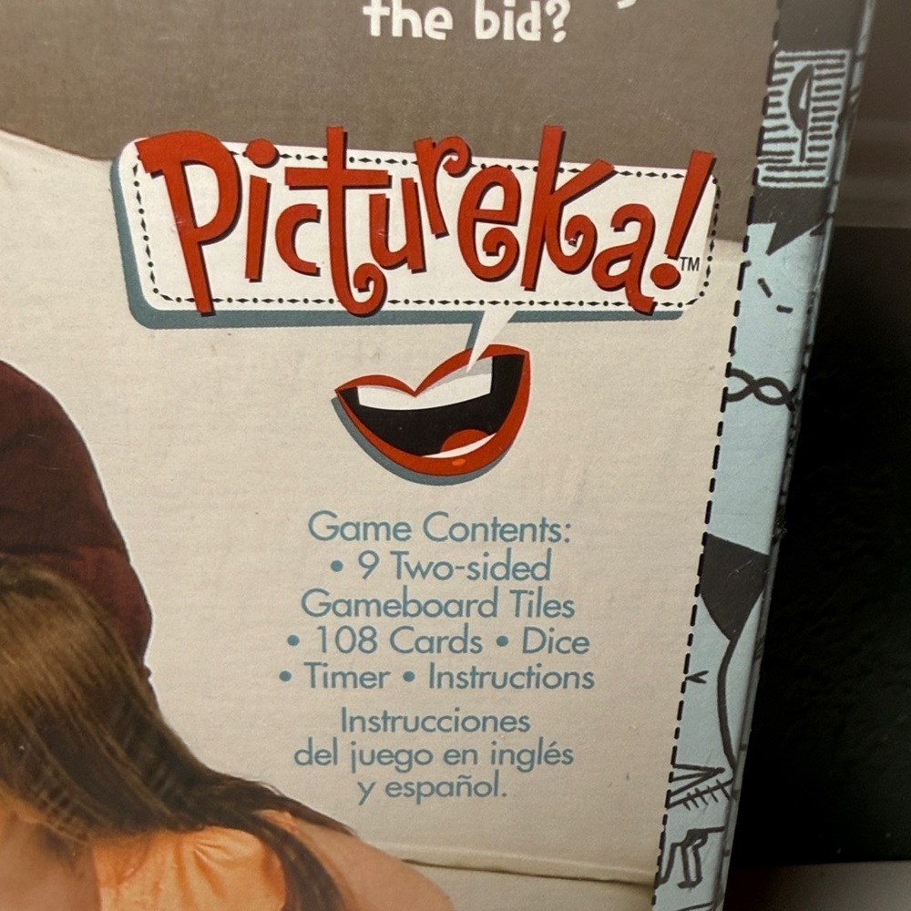 NEW! Pictureka Board Game by Parker Brothers - Picture 3 of 9